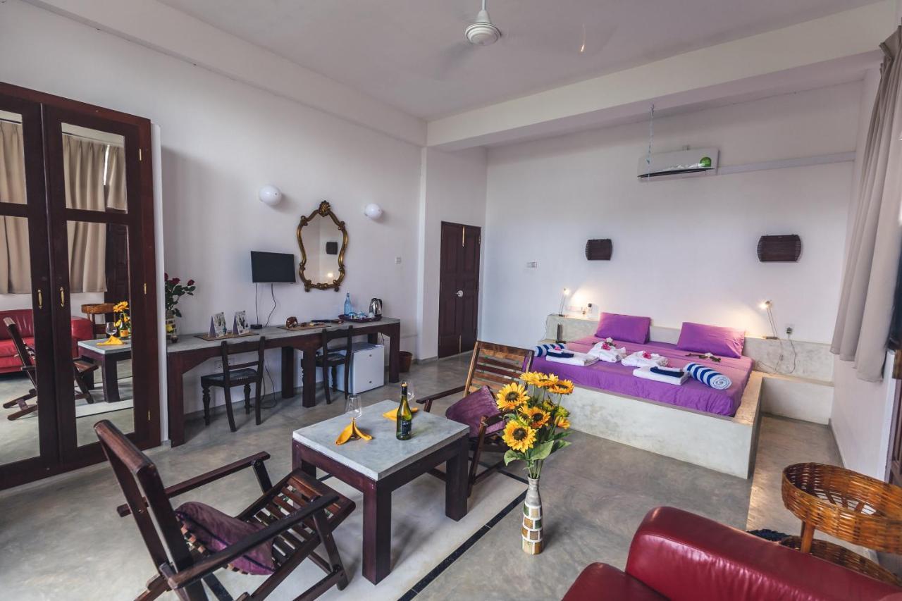 Nirvana Beach Boutique Hotel Netolpitiya Exterior photo